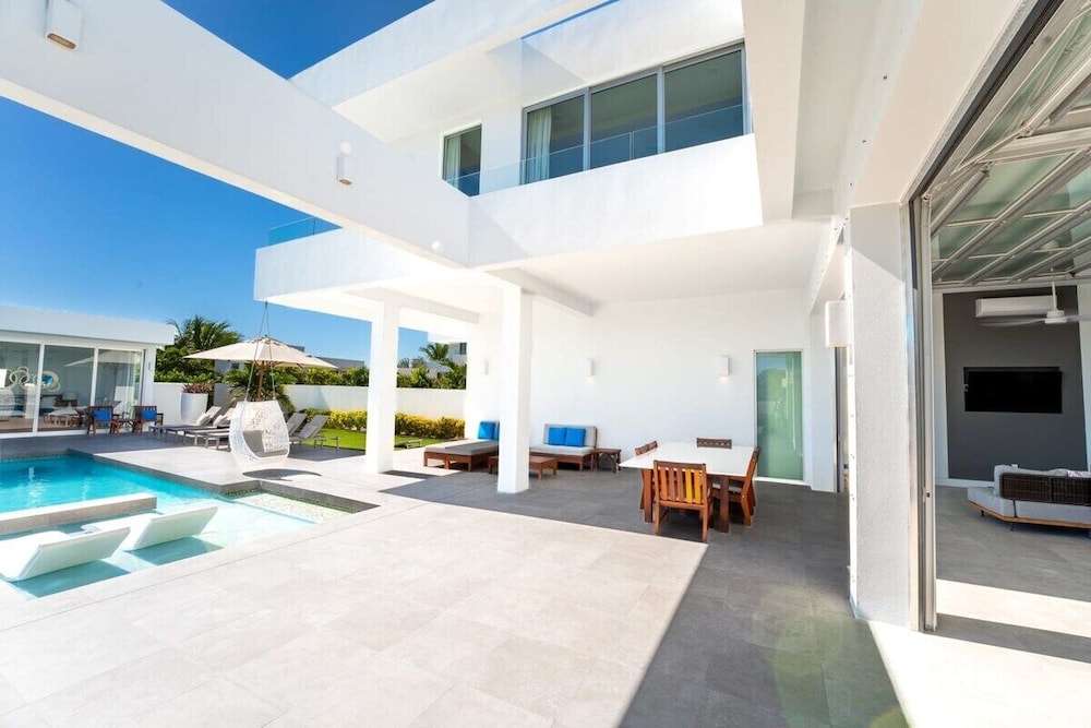 Luxury 3bdr Villa, Oceanview, Hotel Amenities v4