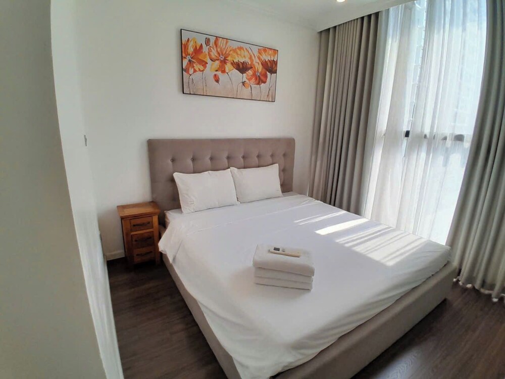 Daniel Homes - Vinhomes SkyLake Luxury