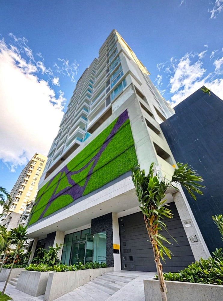 Apartamentos Salguero Sunset - by SOHO