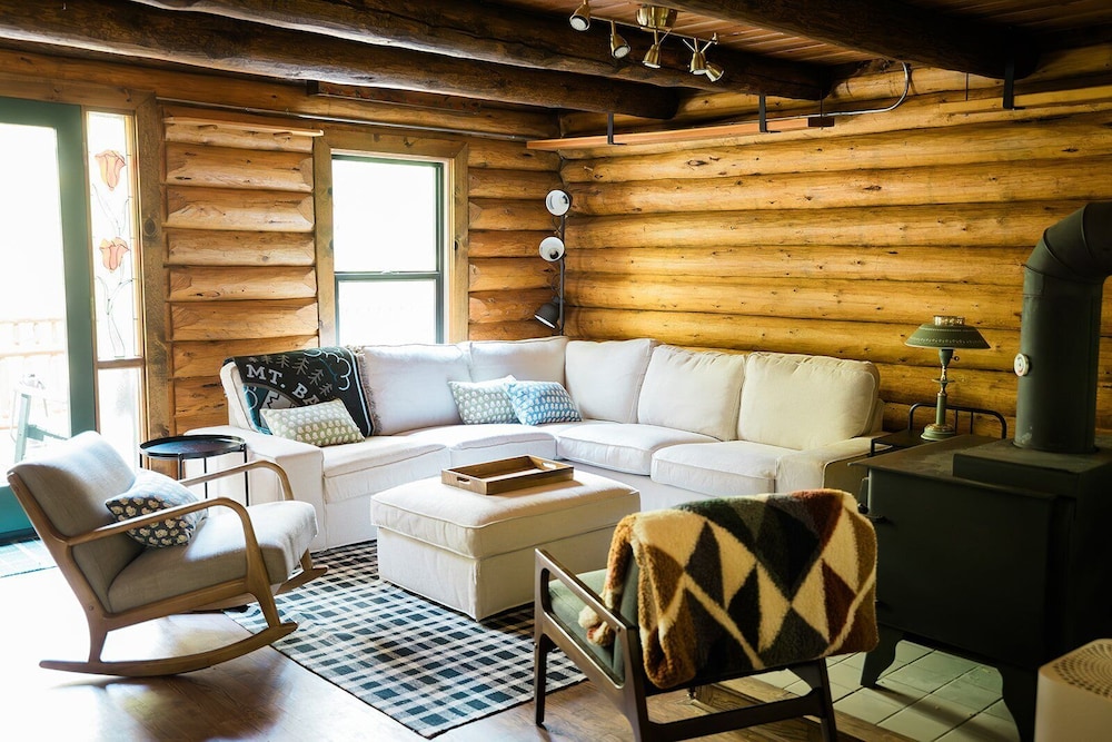 87sl - Starlink - Sauna - Sleeps 8