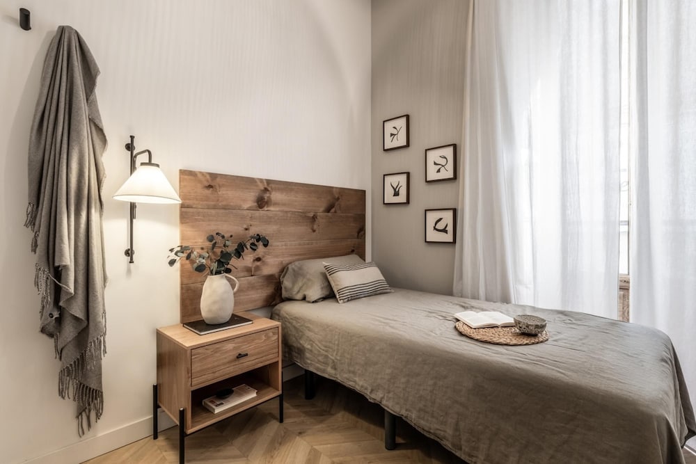 Posets - 3 Bedrooms in Malasa a