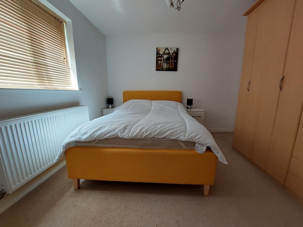 Beautiful 1bed Apartment With a Back Garden view 2