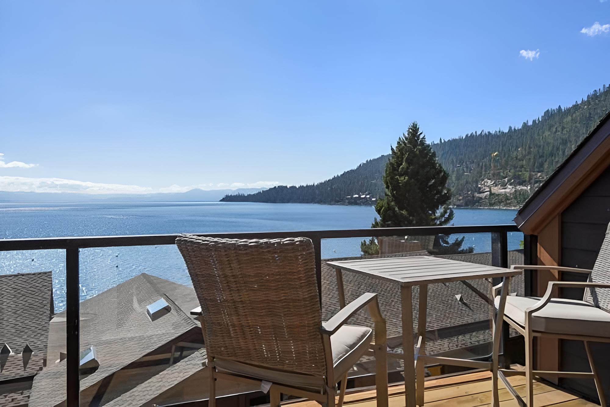 Lakeshore Terrace Delight view 5
