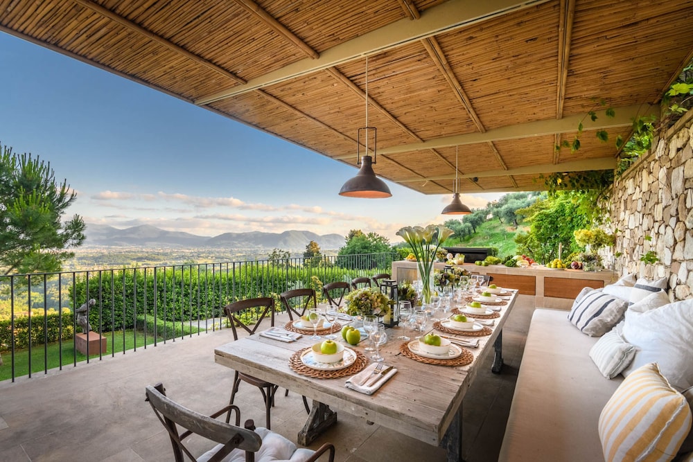 Villa Sunset in Lucca