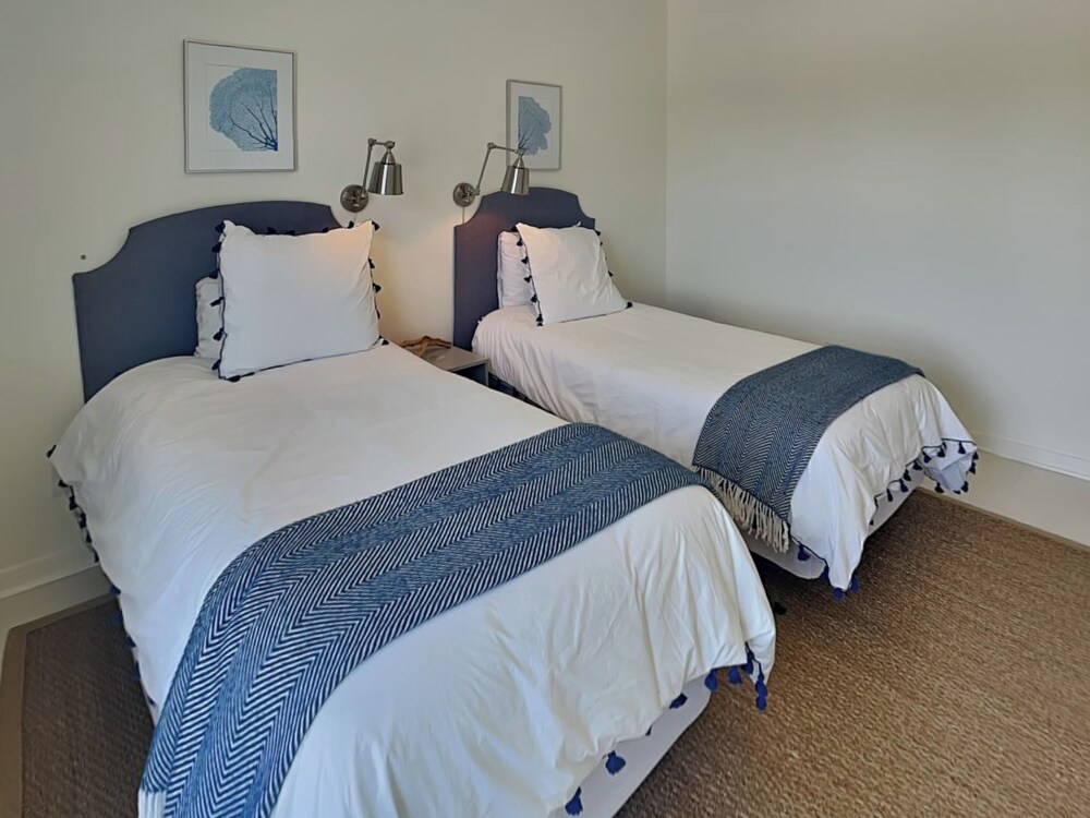 Papa's Paradise by Ryson Vacation Rentals