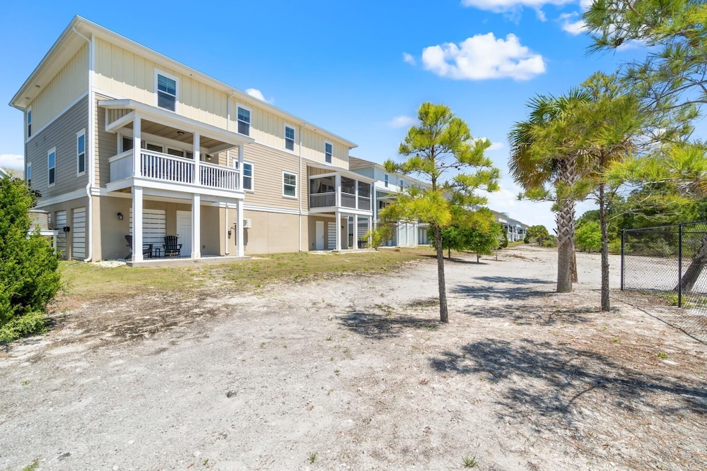 Salt Air at Lost Key Villas