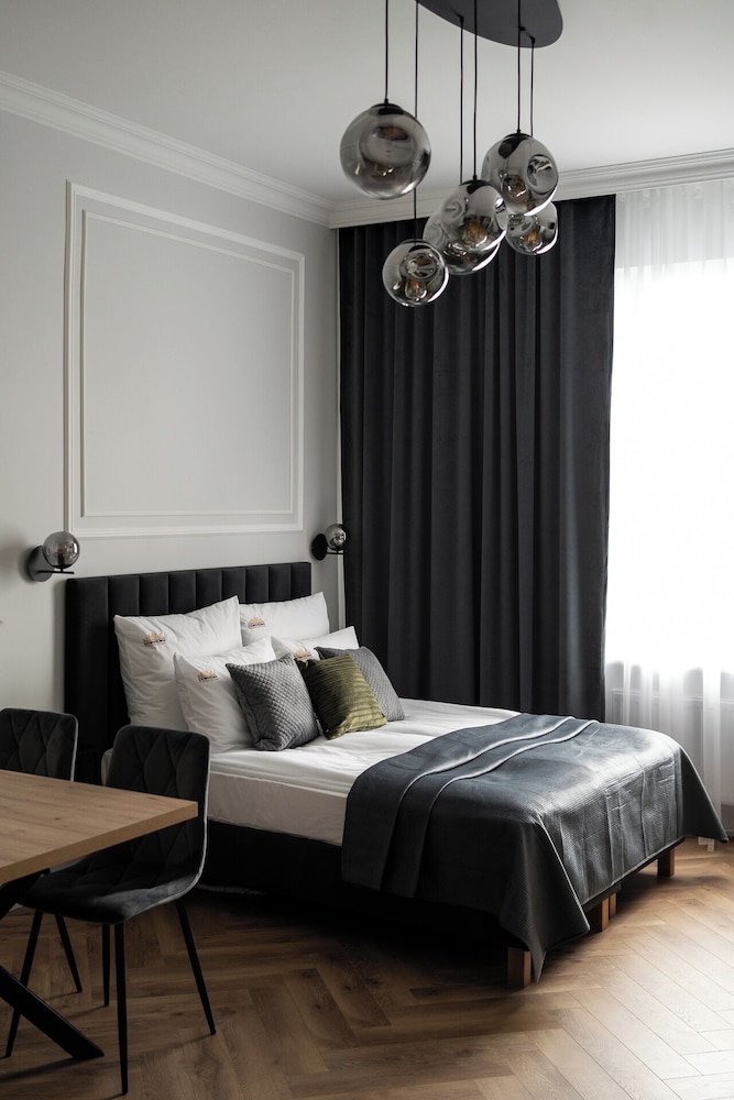 OLD TOWN Charm & Chic by Downtown Apartments