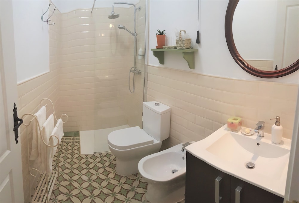 Los Canaritos Guest-House