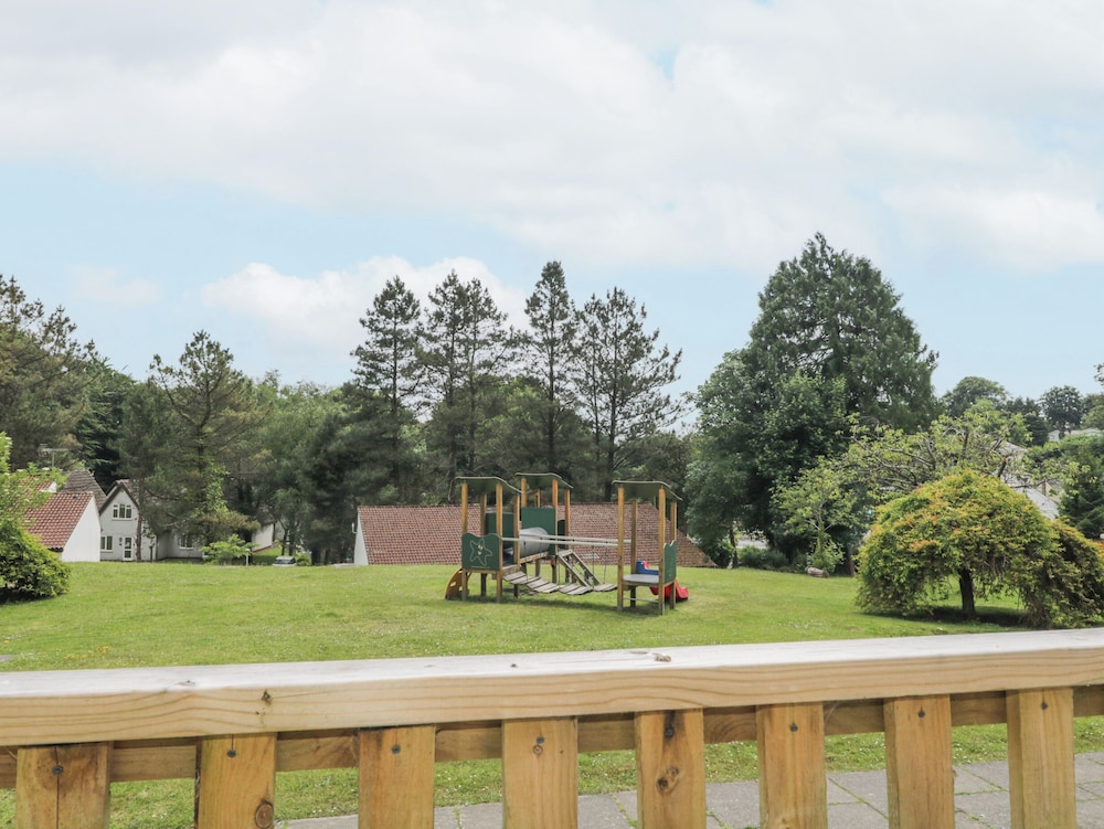 9 Manorcombe Bungalows