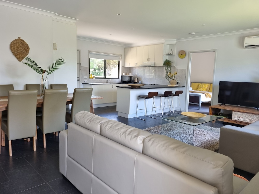 Island Cove Villas