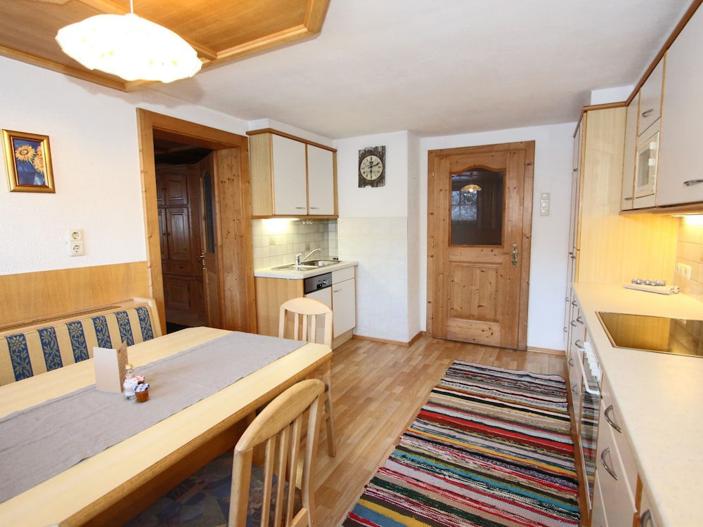 Apartment in Kaltenbach Near Ski Lift view 3