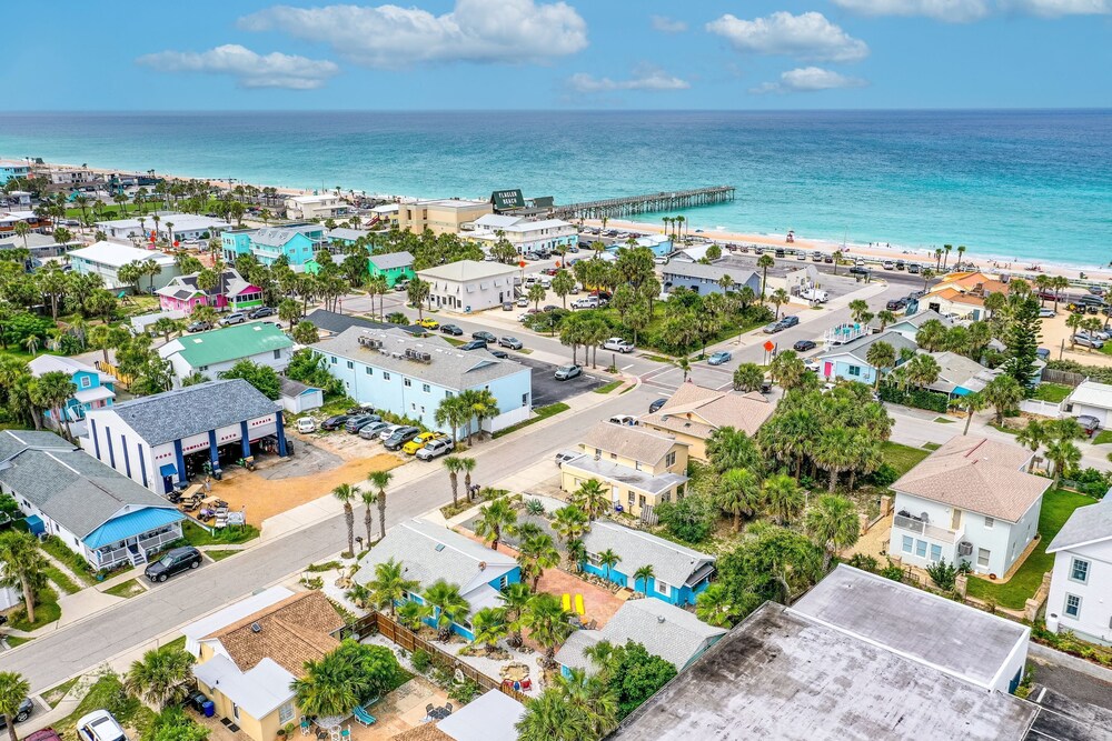 The CrabTrap at Flagler Beach by Distinctive Beach Rentals