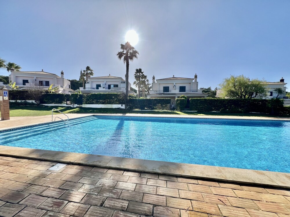 Vilamoura Deluxe Villa by Homing