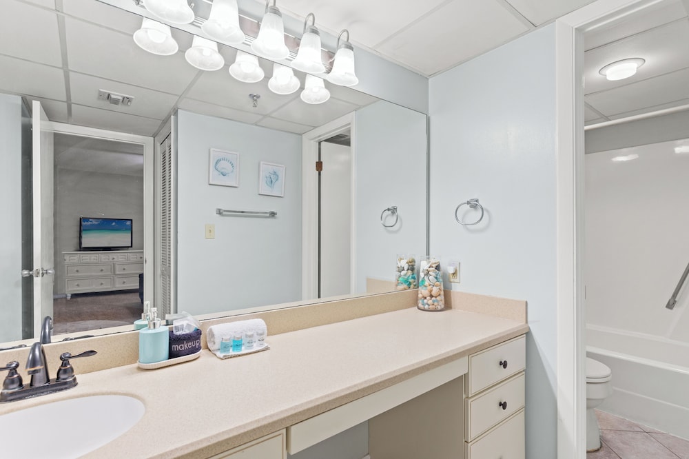 Watercrest 905 Beachfront Bliss