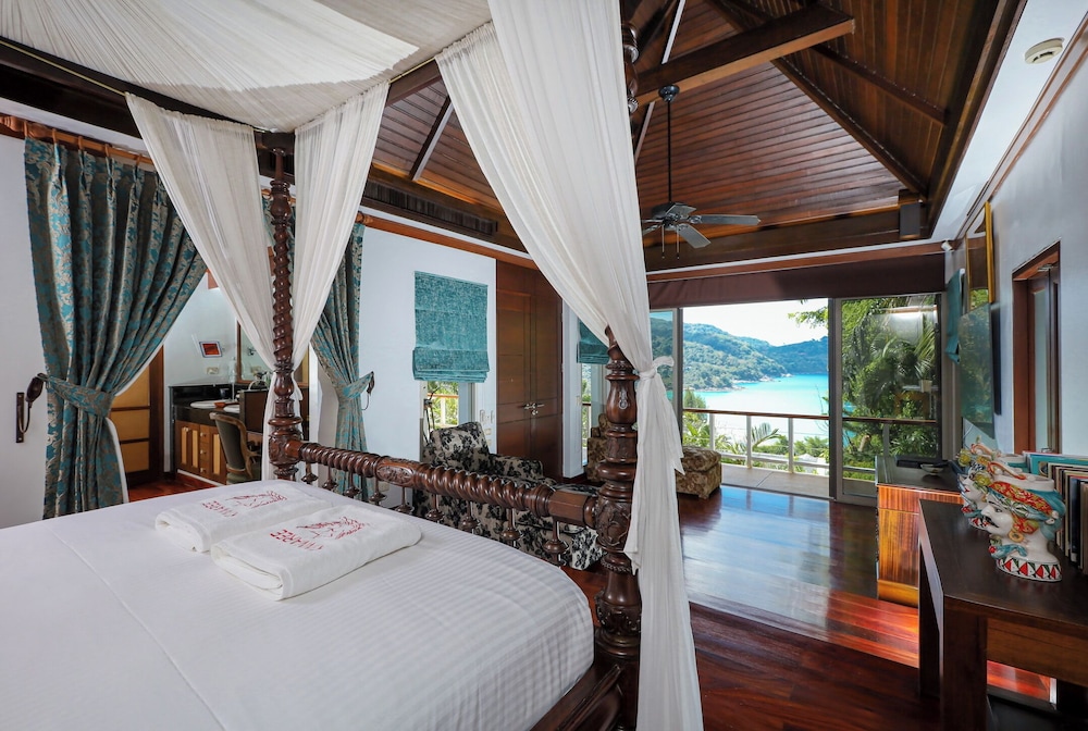 Katamanda seaview villa Kinnaree near Kata beach