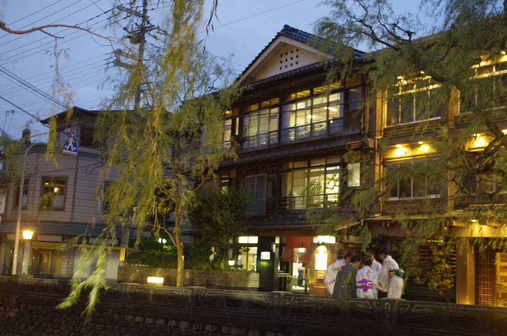 Kobayashiya