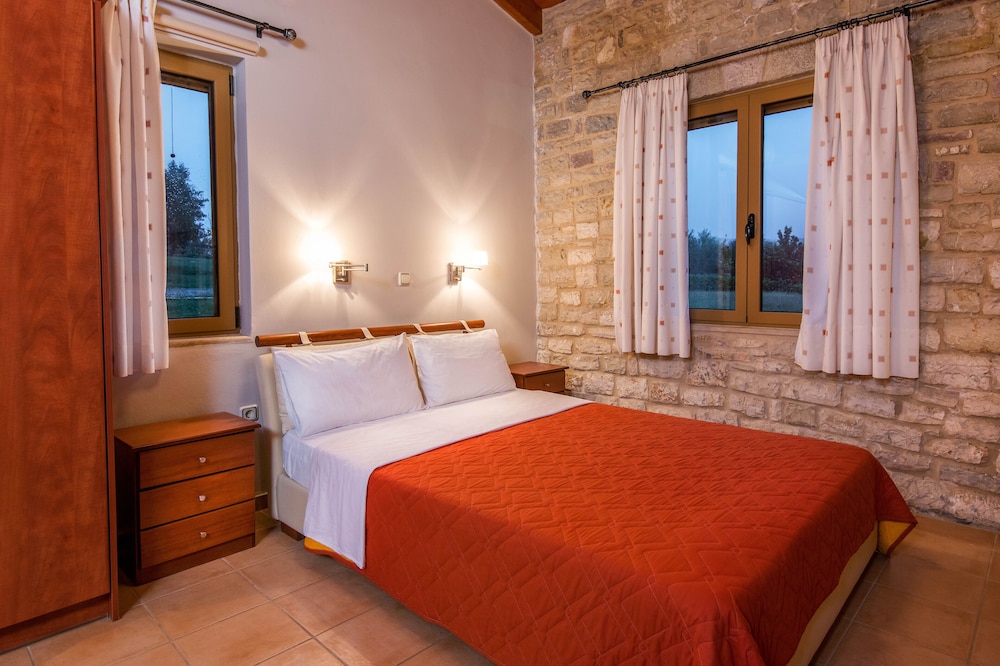 Enastron Villas view 5