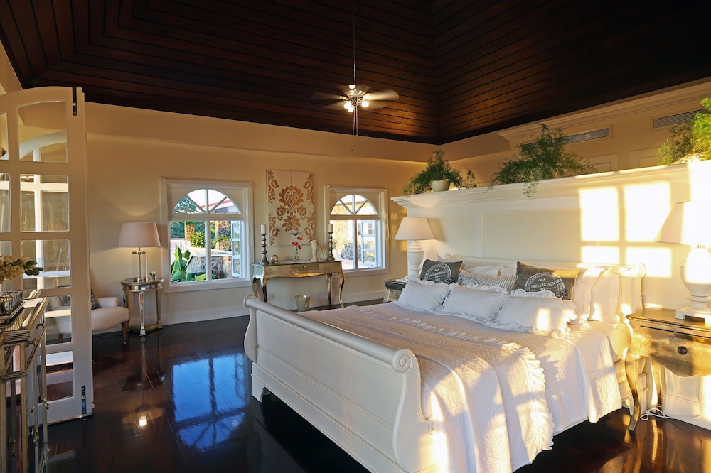 Villa Atlantis