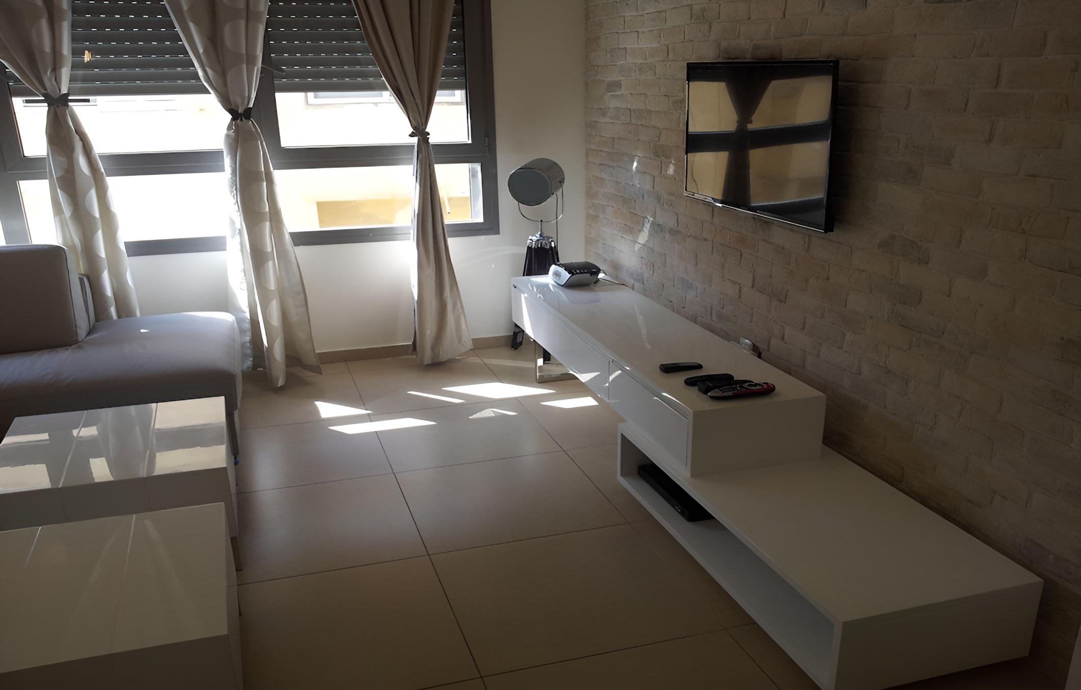 Sunshine Suites