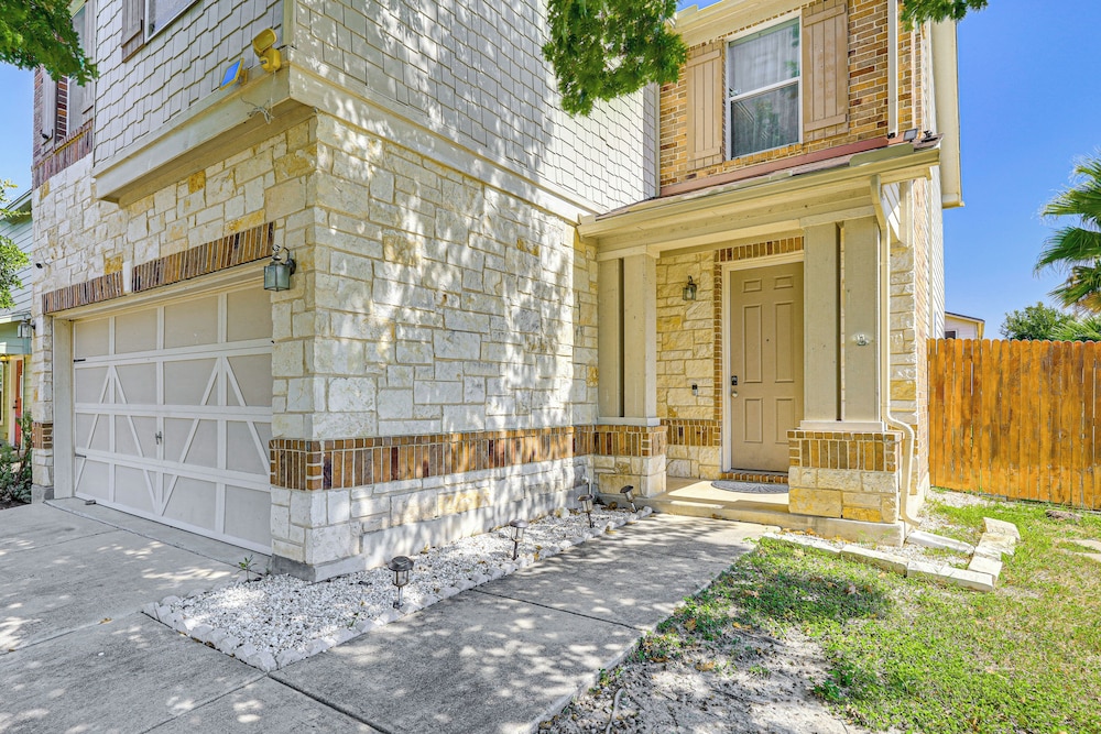 13 Mi to Dtwn San Antonio & the Alamo: Quiet Home