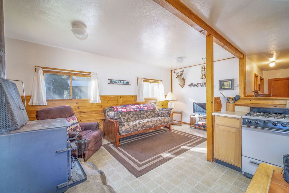 Bear Paw Lodge