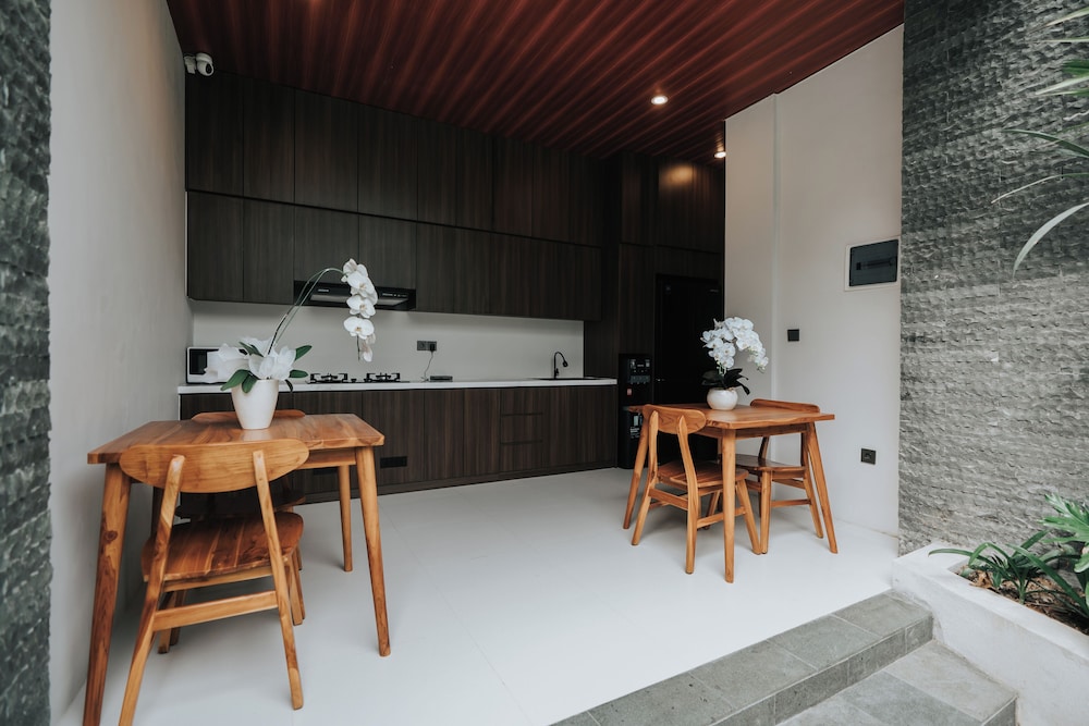 Casa Nika Suites Seminyak