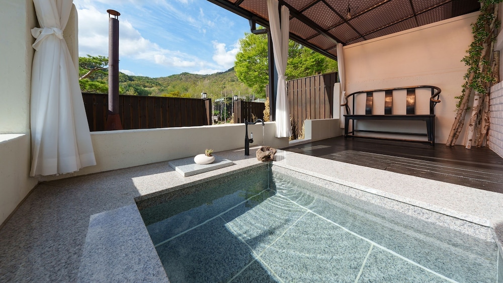 Boeun Pension at 77 Igashinjeong-gil