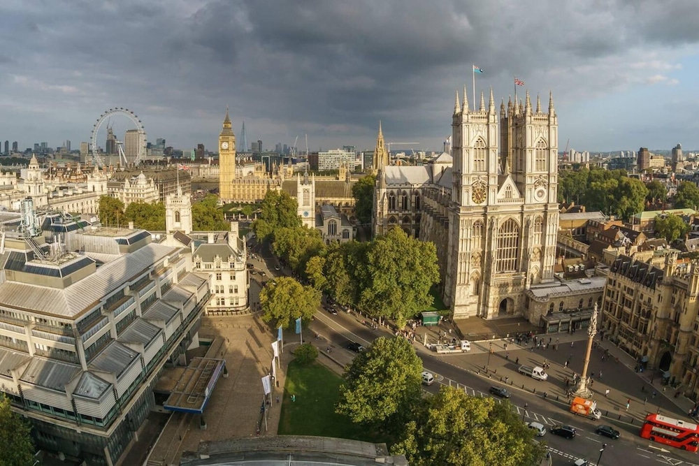 Livestay- Trendy 1bed With Balcony in Westminster