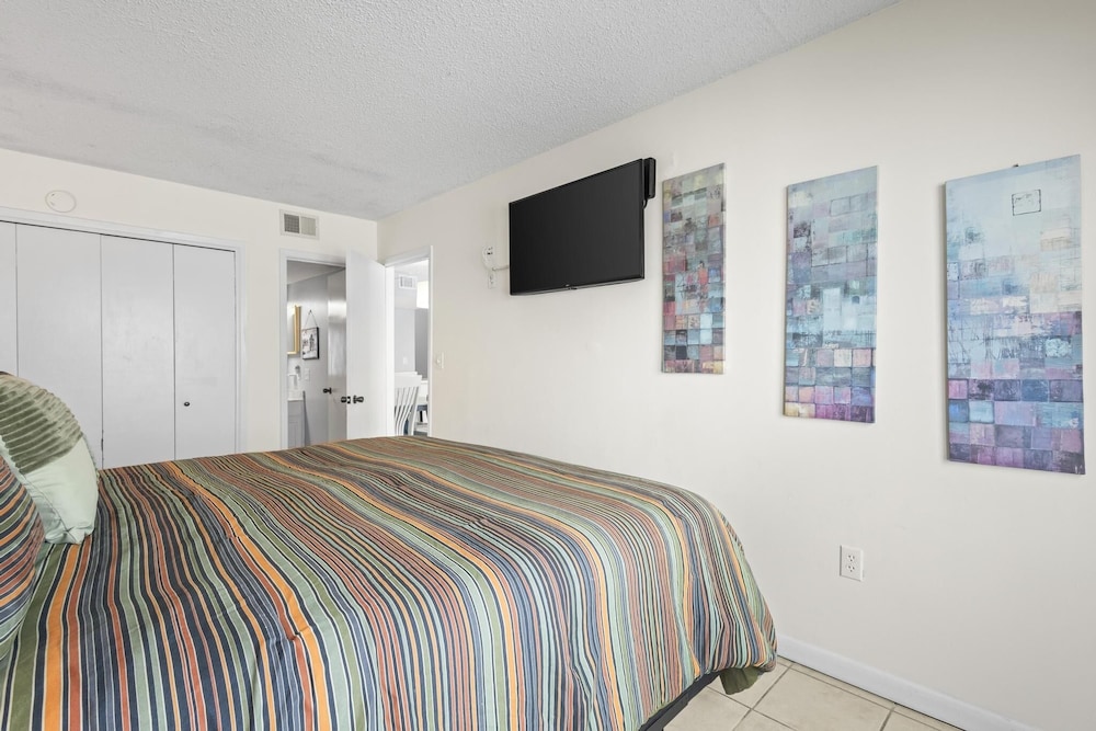 Island Sunrise 265 2 Bedroom Condo by RedAwning