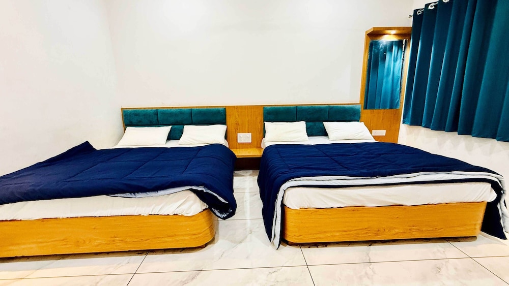 Hotel Raj Inn