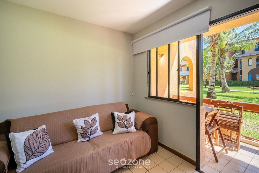 Condominium With Gym and Pool in Guarajuba - Camacari GSH