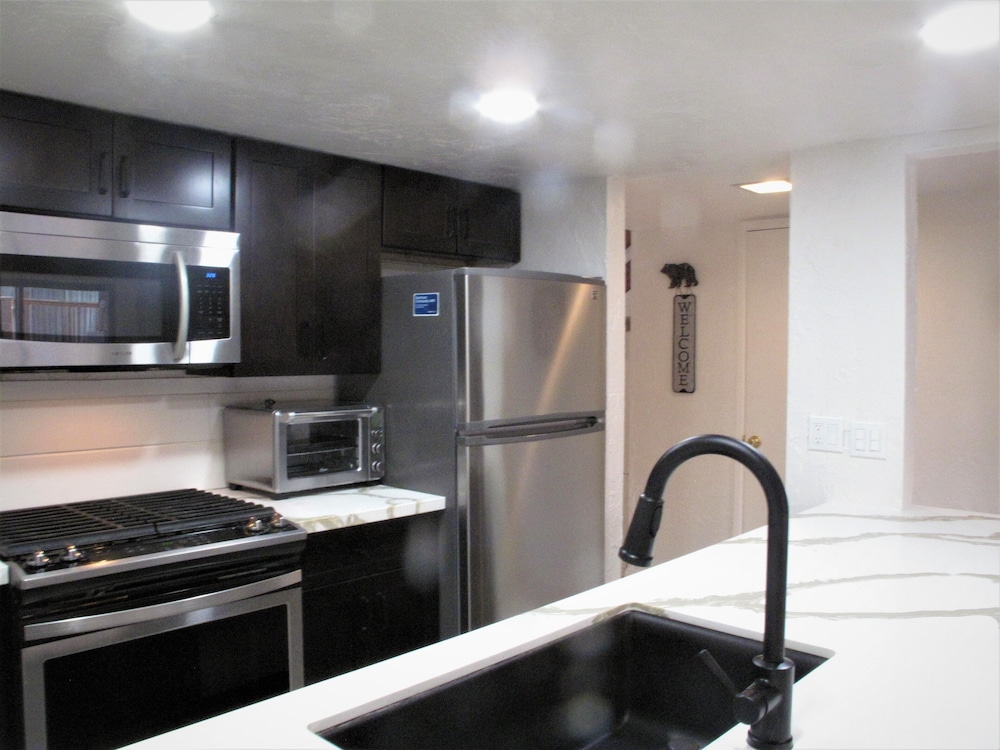 Snow Summit Townhouse Rentals & Sales