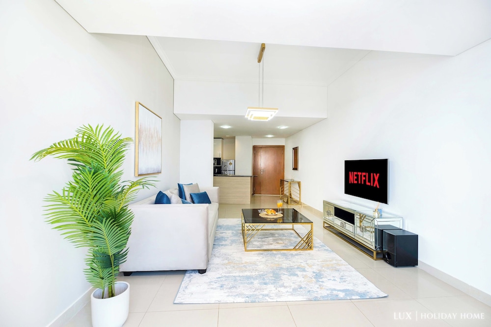 LUX  The Ocean View Suite
