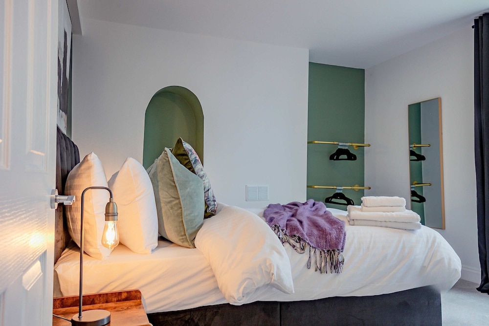 Host Stay Foley House Apartment