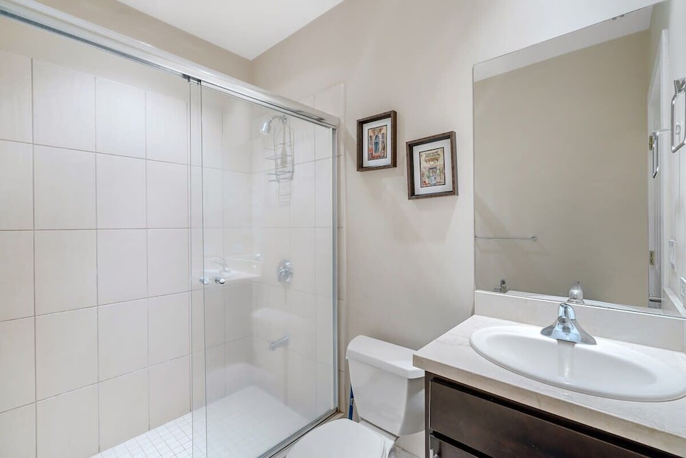 3BD Beauty in Coco - Have Coffee or Meals Overlooking Pool