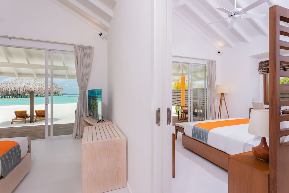 Dhigufaru Island Resort 5