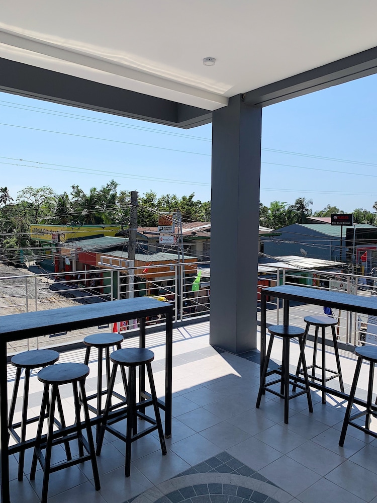Apo Reef Travellers Hotel view 5