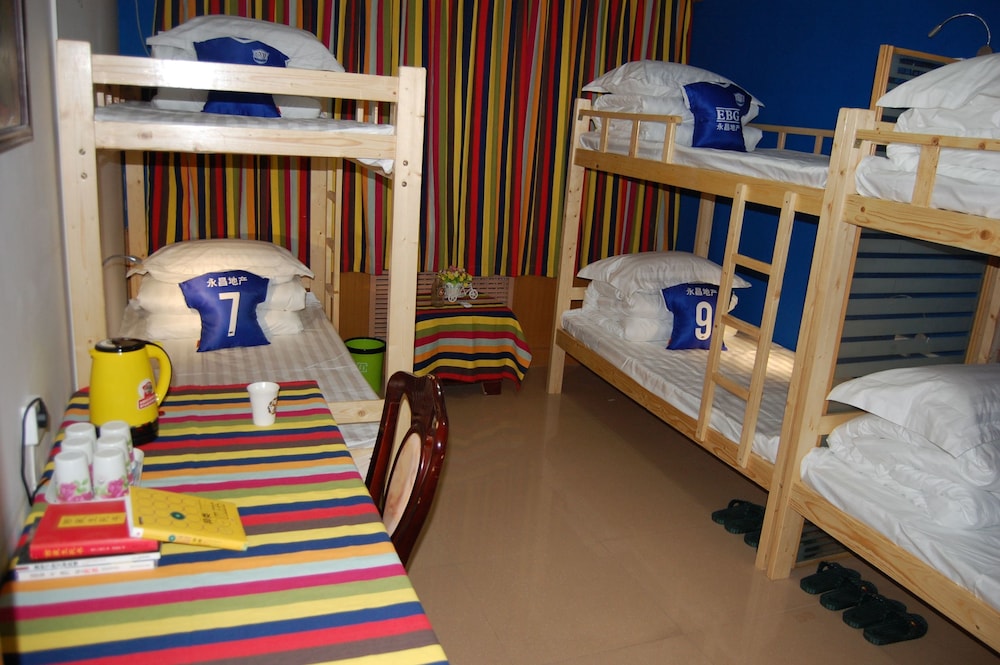 Shijiazhuang YC Hostel