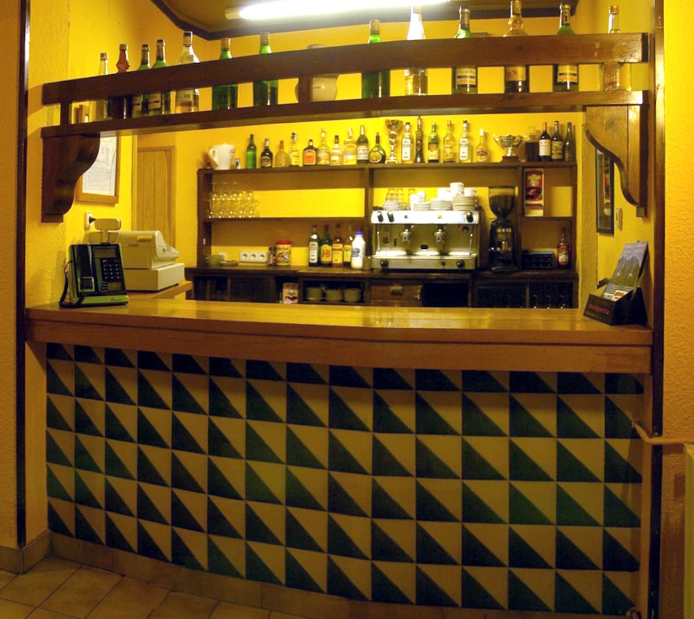Hostal Les Collades