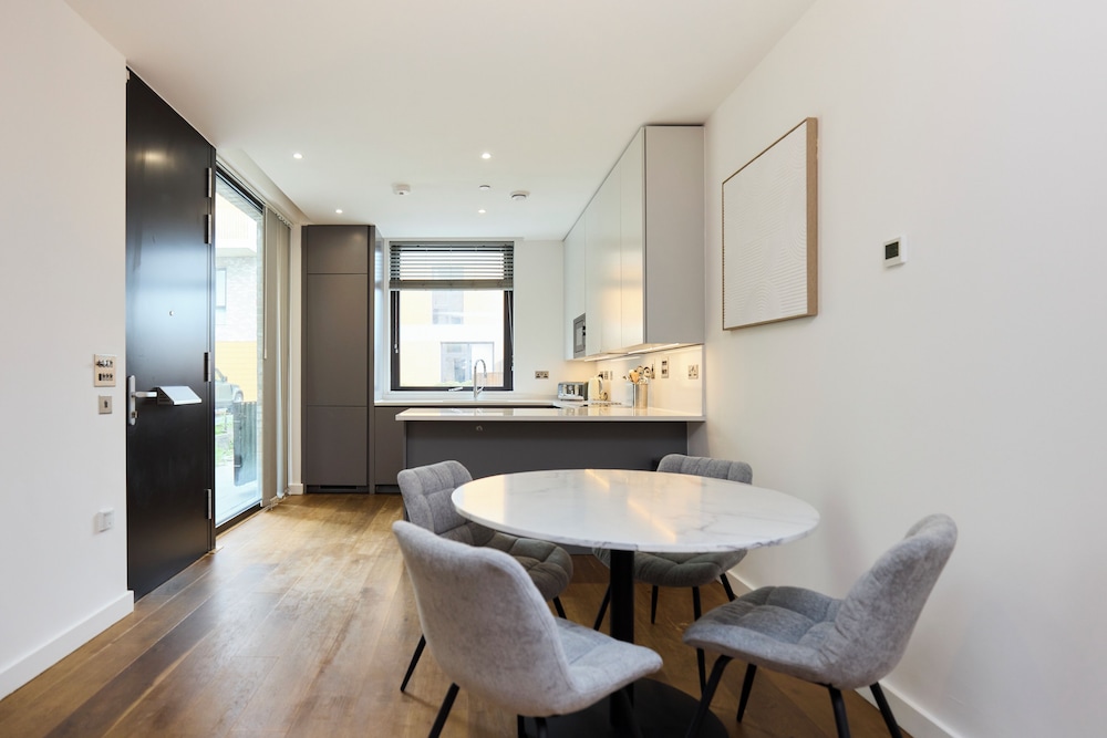 Greenwich Link Residence