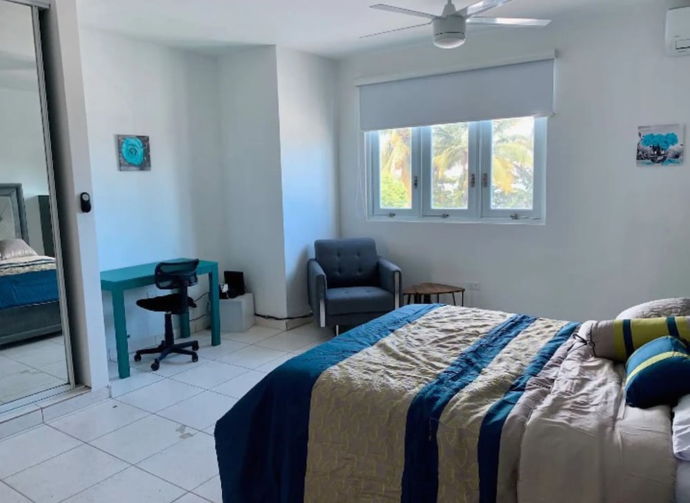 Alojamiento Vacacional Playa Isla Verde view 3