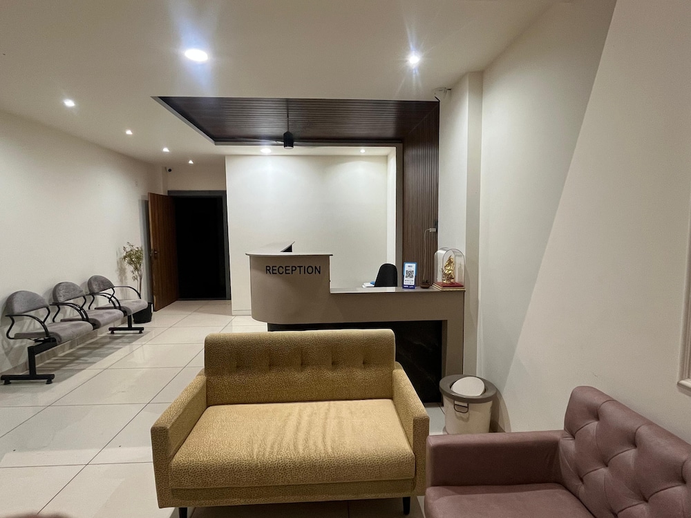 Hotel Tilak