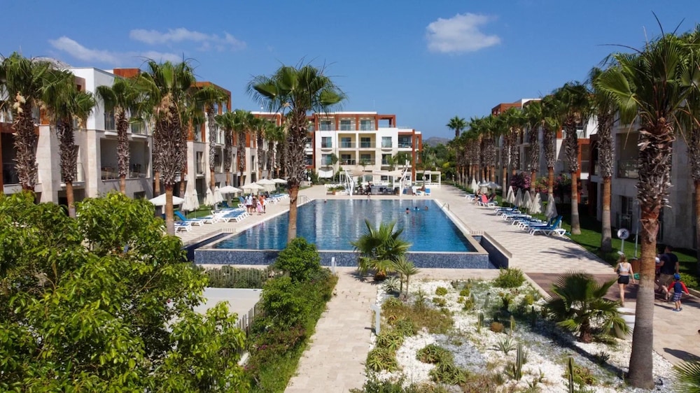 SUNDANCE SUITES OTEL - Image 6