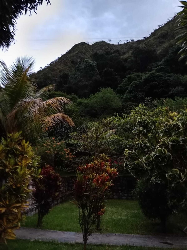 www.ecoterralodge.com