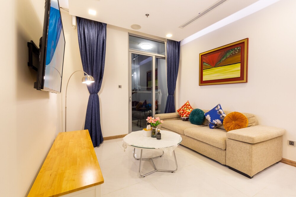An Corner Vinhomes Central Park 2bedrooms