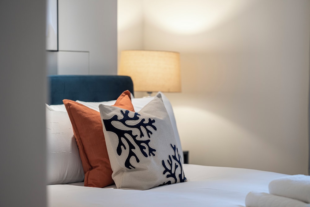 Luxury flats near Big Ben and London Eye