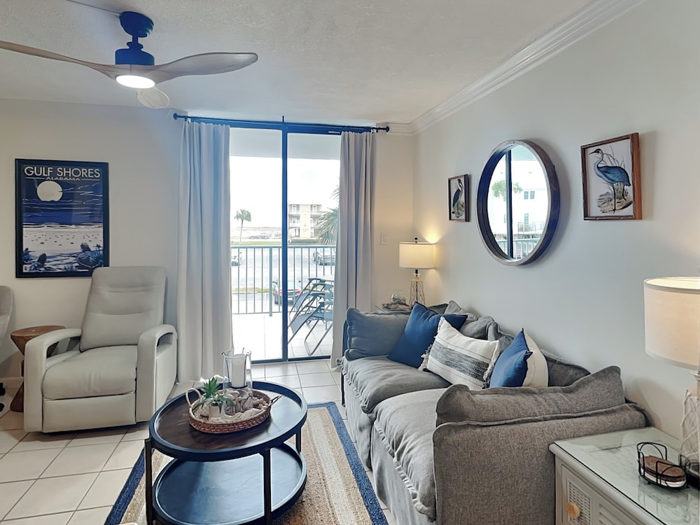 Gulf Shores Surf & Racquet Club #214A by Southern Vacation Rentals