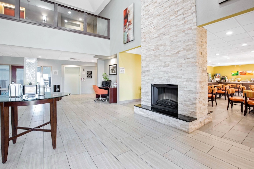 St Louis Vacations - Quality Inn Suites Arnold - St Louis - Property Image 48