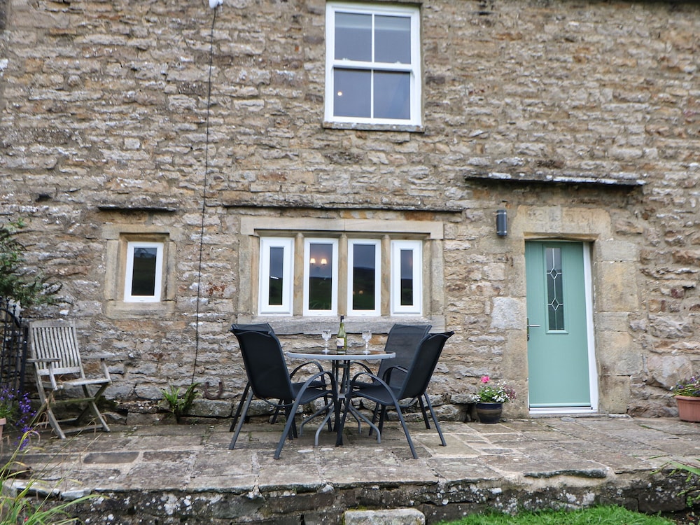 London Vacations - Cowlings - Property Image 1
