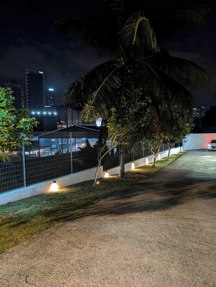 Luxury Tropical Bungalow in Damansara Golden Core
